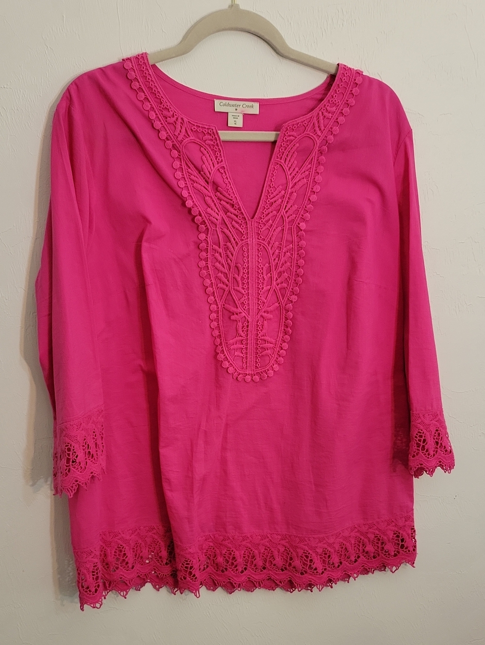 Coldwater Creek Hot Pink Embroidered V-Neck Lace Trim Tunic